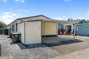 201 W Oakview Ave, Centralia, WA 98531 - Photo 2