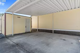 201 W Oakview Ave, Centralia, WA 98531 - Photo 4