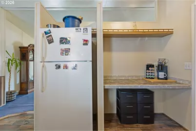 771 SE Hall St, Winston, OR 97496 - Photo 20