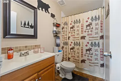 771 SE Hall St, Winston, OR 97496 - Photo 38