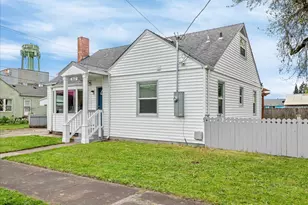 357 E St, Independence, OR 97351 - Photo 4