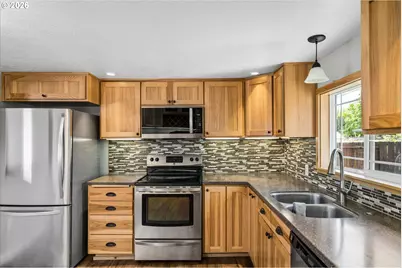 4725 Daisy St, Springfield, OR 97478 - Photo 10