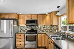 4725 Daisy St, Springfield, OR 97478 - Photo 10