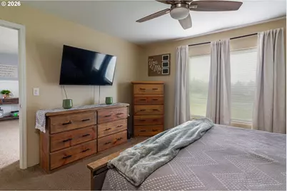 240 NW Jewell Ct, Irrigon, OR 97844 - Photo 14