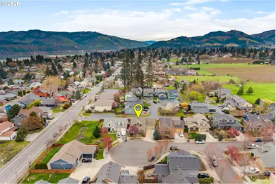 913 Falcon Ct, Hood River, OR 97031 - Photo 46