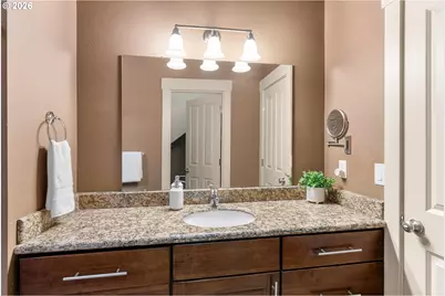 913 Falcon Ct, Hood River, OR 97031 - Photo 18