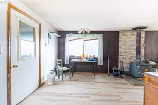 1951 Alder, Elgin, OR 97827 - Photo 10