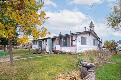 1951 Alder, Elgin, OR 97827 - Photo 1