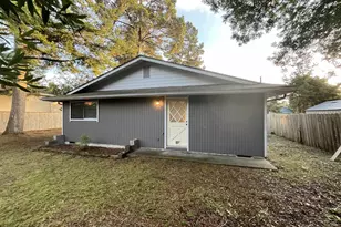 2215 24th St, Florence, OR 97439 - Photo 24