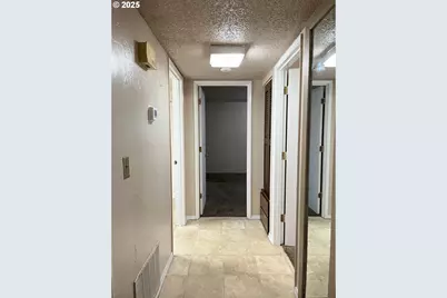 2215 24th St, Florence, OR 97439 - Photo 4