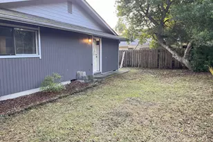 2215 24th St, Florence, OR 97439 - Photo 26