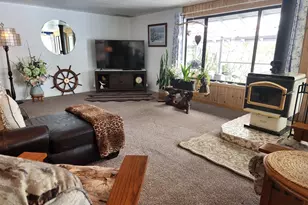 1144 Winchester Ave, Reedsport, OR 97467 - Photo 18