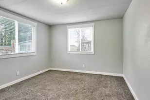 11635 Bunting Ln NE, Aurora, OR 97002 - Photo 18