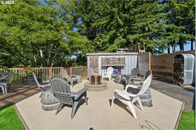 1935 17th St, North Bend, OR 97459 - Photo 30