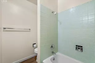 27783 SW Strawberry Hill Dr, Hillsboro, OR 97123 - Photo 16