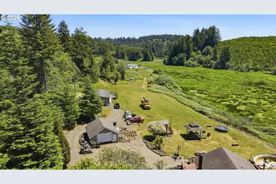 92768 Beaver Creek Ln, Coos Bay, OR 97420 - Photo 10