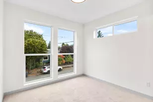 7387 N Mobile Ave, Portland, OR 97217 - Photo 12