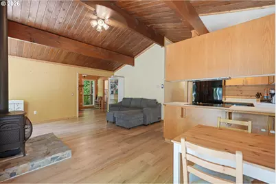 71780 E Linden Rd, Rhododendron, OR 97049 - Photo 12