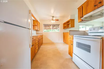 229 Holeman Ave, Eugene, OR 97404 - Photo 26
