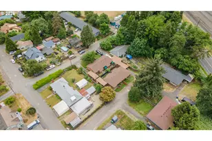 229 Holeman Ave, Eugene, OR 97404 - Photo 12