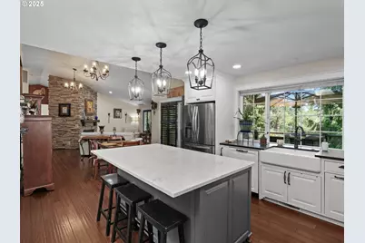 29530 Hodsdonsdale Ln, Eugene, OR 97402 - Photo 10