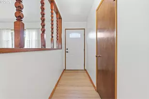 3914 N Kiska St, Portland, OR 97217 - Photo 4