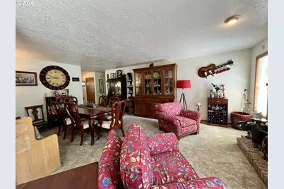 1387 SE Evans Loop, Troutdale, OR 97060 - Photo 12