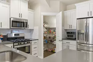 12685 SE Zion St, Damascus, OR 97089 - Photo 16