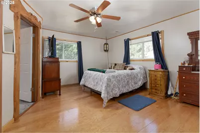 174 N Circle Dr, Tygh Valley, OR 97063 - Photo 12