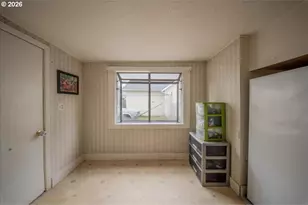 860 Marks Dr NE, Keizer, OR 97303 - Photo 10