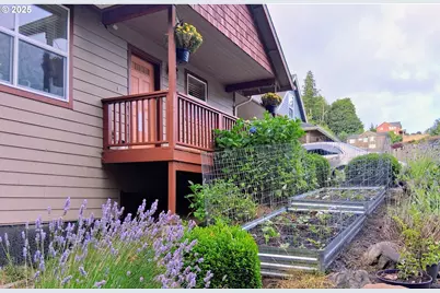 1676 SE 3rd St, Astoria, OR 97103 - Photo 12