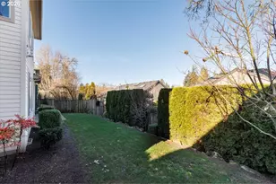 5511 Fieldstone Ct, Lake Oswego, OR 97035 - Photo 36