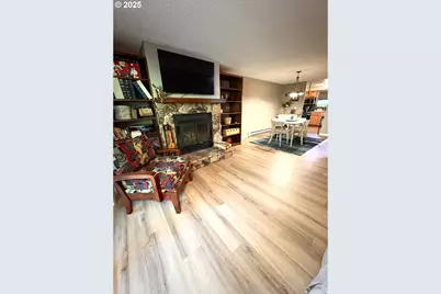 29700 SW Courtside Dr #43, Wilsonville, OR 97070 - Photo 8