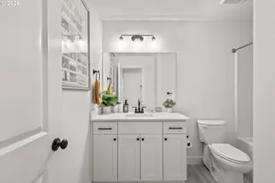 262 NW Par Ave, Madras, OR 97741 - Photo 16