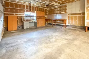 221 Musser St, Brookings, OR 97415 - Photo 32