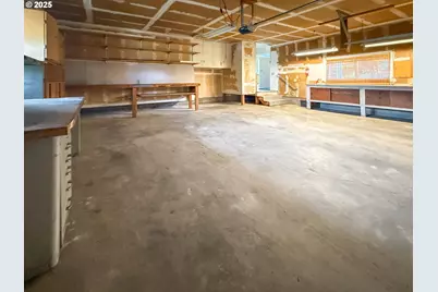 221 Musser St, Brookings, OR 97415 - Photo 34