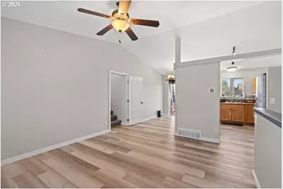 607 E Autumn Ave, Hermiston, OR 97838 - Photo 8