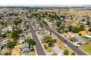 607 E Autumn Ave, Hermiston, OR 97838 - Photo 38