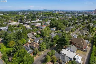 4054 N Missouri Ave, Portland, OR 97227 - Photo 46