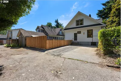 4054 N Missouri Ave, Portland, OR 97227 - Photo 36