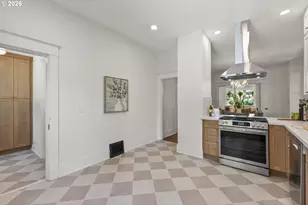4054 N Missouri Ave, Portland, OR 97227 - Photo 10