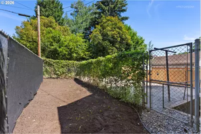 4054 N Missouri Ave, Portland, OR 97227 - Photo 38