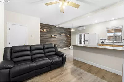 8528 SE Woodstock Blvd, Portland, OR 97266 - Photo 14