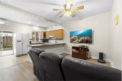 8528 SE Woodstock Blvd, Portland, OR 97266 - Photo 12