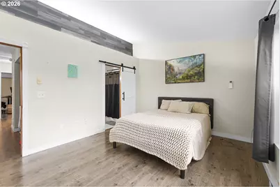 8528 SE Woodstock Blvd, Portland, OR 97266 - Photo 18