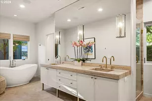 1933 Highlands Loop, Lake Oswego, OR 97034 - Photo 20