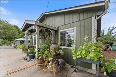 1433 NE 201st Ave, Fairview, OR 97024 - Photo 8