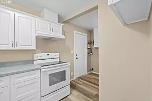 2210 Maple St, Forest Grove, OR 97116 - Photo 16