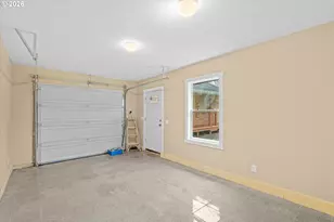 2210 Maple St, Forest Grove, OR 97116 - Photo 24