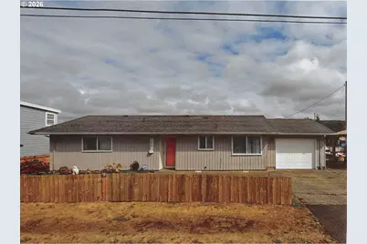 285 S Lincoln St, Seaside, OR 97138 - Photo 1